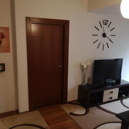 Hello Apartment Skopje Exterior foto